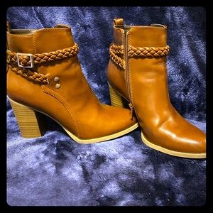American eagle heeled boots